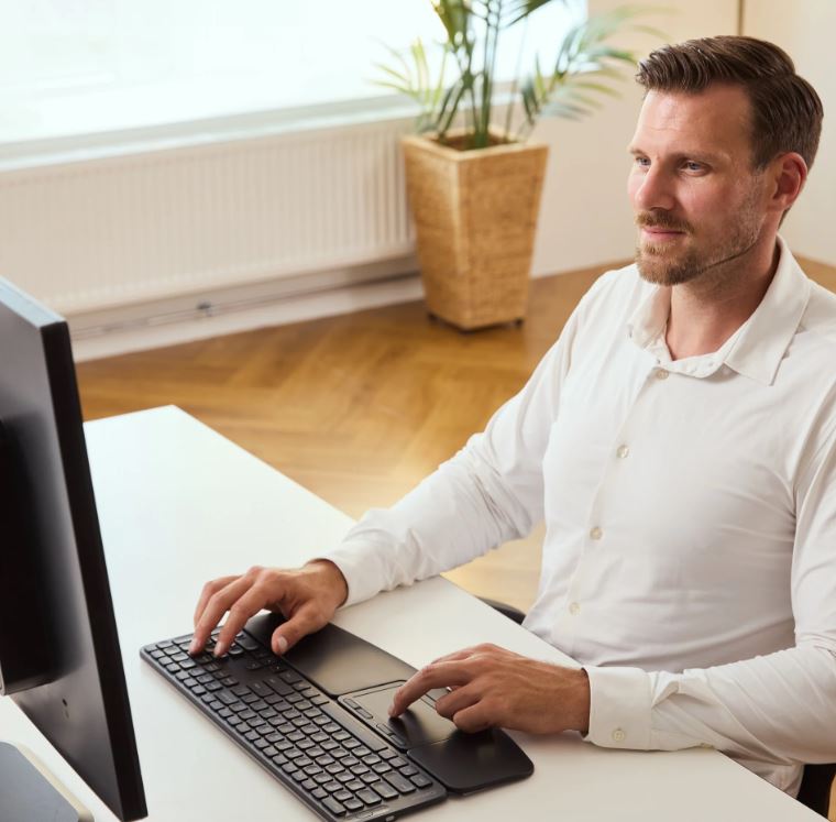 Contour Balance Full-Size Wireless Keyboard